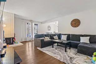 238-240 Camelback Rd, Pleasant Hill, CA 94523 - Photo 3