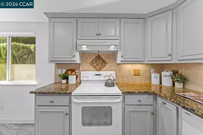 106 Oakmeade Ct, Vacaville, CA 95687 - Photo 13