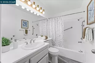 106 Oakmeade Ct, Vacaville, CA 95687 - Photo 31