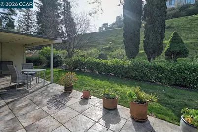 2708 Ptarmigan Dr #2, Walnut Creek, CA 94595 - Photo 13