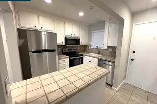 46 Meadowbrook Cir, Pittsburg, CA 94565 - Photo 3