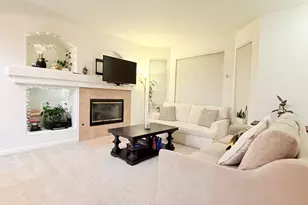 2054 Ajay Dr, Roseville, CA 95678 - Photo 3