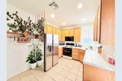 2054 Ajay Dr, Roseville, CA 95678 - Photo 9