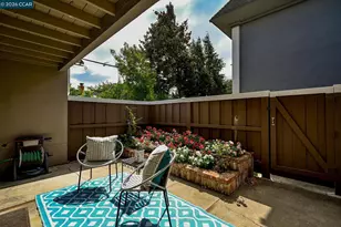 1218 Hookston Rd, Concord, CA 94518 - Photo 19