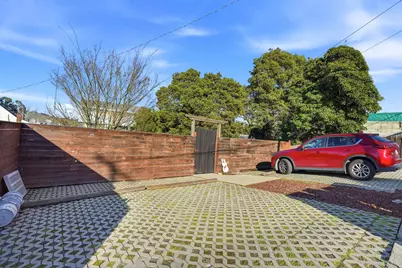 733 Loring Ave, Crockett, CA 94525 - Photo 35