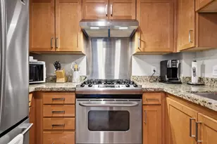 81 Frank Norris Pl, San Francisco, CA 94109 - Photo 5