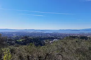 6108 Skyline Blvd, Oakland, CA 94611 - Photo 3