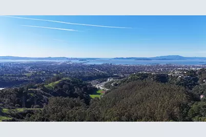 6108 Skyline Blvd, Oakland, CA 94611 - Photo 11