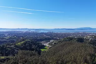6108 Skyline Blvd, Oakland, CA 94611 - Photo 11