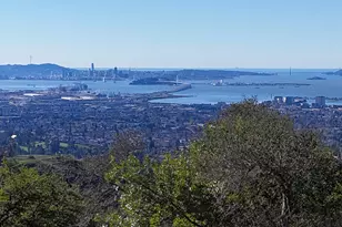 6108 Skyline Blvd, Oakland, CA 94611 - Photo 15