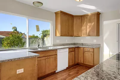 28339 Cabrini Dr, Hayward, CA 94545 - Photo 37