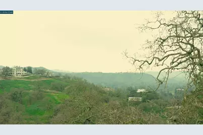 100 Los Balcones, Alamo, CA 94507 - Photo 3