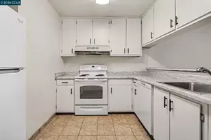 717 Beelard Dr, Vacaville, CA 95687 - Photo 9