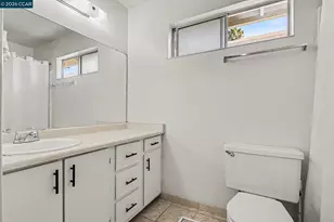 717 Beelard Dr, Vacaville, CA 95687 - Photo 17