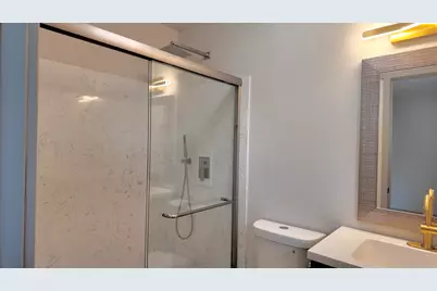 7808 Camrose Way, Sacramento, CA 95828 - Photo 17