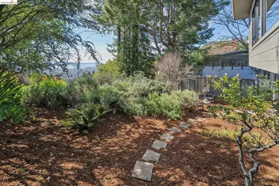 1100 Miller Ave, Berkeley, CA 94708 - Photo 41