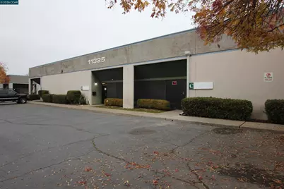 11325 Sunrise Gold Circle, Rancho Cordova, CA 95742 - Photo 7