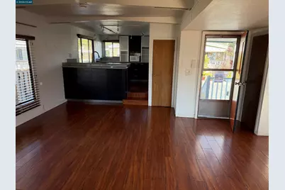 81 Eileen, Concord, CA 94518 - Photo 5