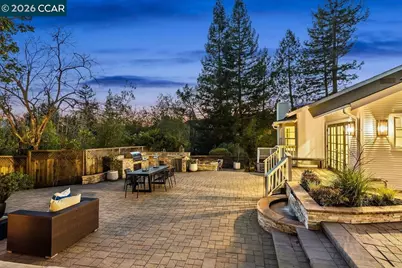 1076 Thompson Rd, Lafayette, CA 94549 - Photo 13