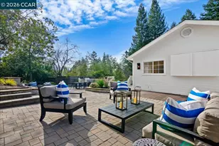 1076 Thompson Rd, Lafayette, CA 94549 - Photo 15