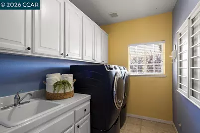 825 Bertram St, Walnut Creek, CA 94598 - Photo 27