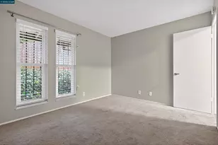 5492 Roundtree Dr, Concord, CA 94521 - Photo 39