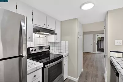 5492 Roundtree Dr #A, Concord, CA 94521 - Photo 19