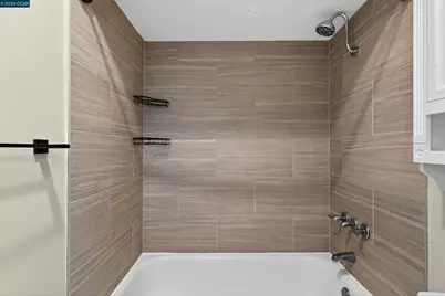 5492 Roundtree Dr #A, Concord, CA 94521 - Photo 33