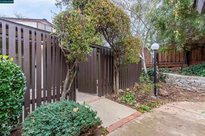5492 Roundtree Dr #A, Concord, CA 94521 - Photo 5