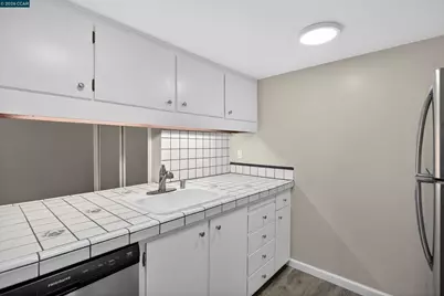 5492 Roundtree Dr #A, Concord, CA 94521 - Photo 21