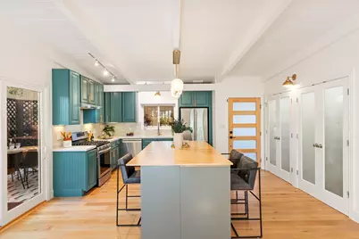 6688 Colton Blvd, Oakland, CA 94611 - Photo 9