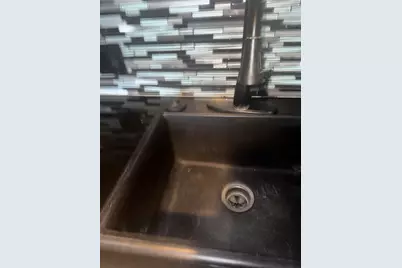 81 Esquina, San Francisco, CA 94134 - Photo 19