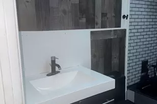 81 Esquina, San Francisco, CA 94134 - Photo 9