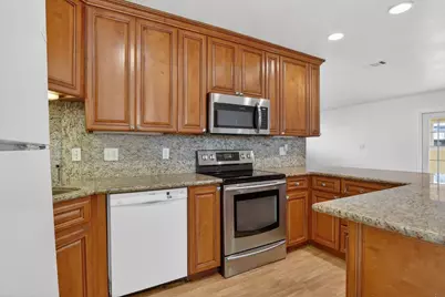 13912 Aurora Dr, San Leandro, CA 94577 - Photo 29