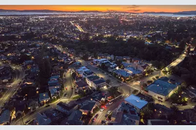 1450 38th St, Oakland, CA 94602 - Photo 41