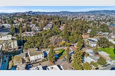 1289 Russell Way, Hayward, CA 94541 - Photo 19