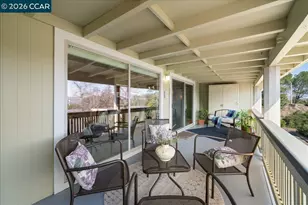 1732 Oakmont Dr, Walnut Creek, CA 94595 - Photo 27