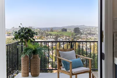 19800 John Dr, Castro Valley, CA 94546 - Photo 25