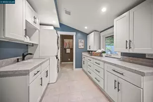 735 Arroyo Ct, Lafayette, CA 94549 - Photo 31