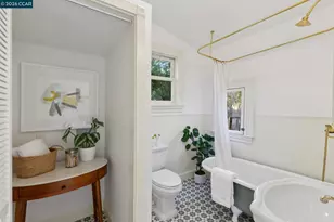 2423 Tenth St, Berkeley, CA 94710 - Photo 29