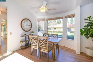 11 Fountain Grove Cir, Napa, CA 94558 - Photo 9