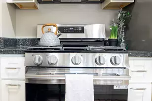 2925 El Monte Ave, Oakland, CA 94605 - Photo 23