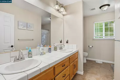 5250 Treosti Pl, Valley Springs, CA 95252 - Photo 25