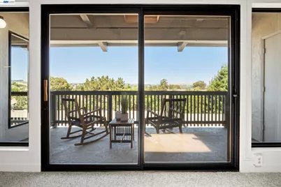 19100 Crest Ave #100, Castro Valley, CA 94546 - Photo 17