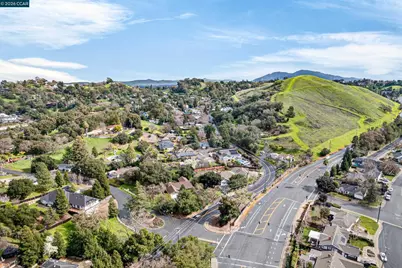 116 McMahon Ct, Martinez, CA 94553 - Photo 43