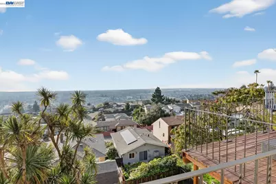 16605 Rolando Ave, Castro Valley, CA 94578 - Photo 9