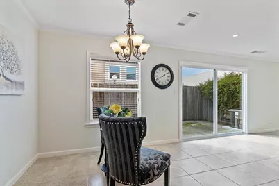 1431 Bel Air Dr #D, Concord, CA 94521 - Photo 9