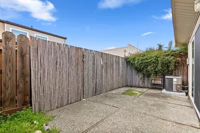 1431 Bel Air Dr #D, Concord, CA 94521 - Photo 27