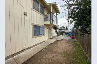 504 10th St, Antioch, CA 94509 - Photo 5