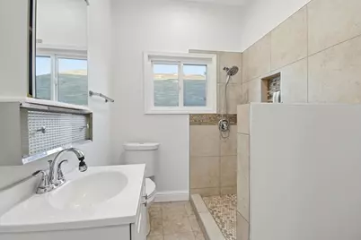 1712 37th Ave, Oakland, CA 94601 - Photo 19